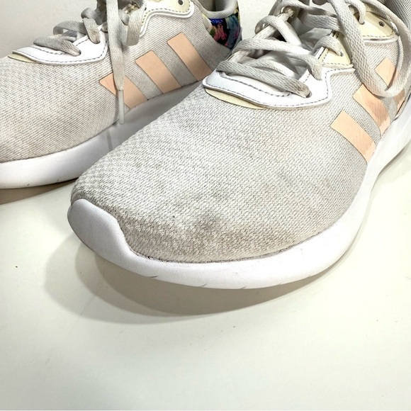 Adidas Women’s QT Racer running shoe with Floral Print and Pink stripes - Picture 8 of 12